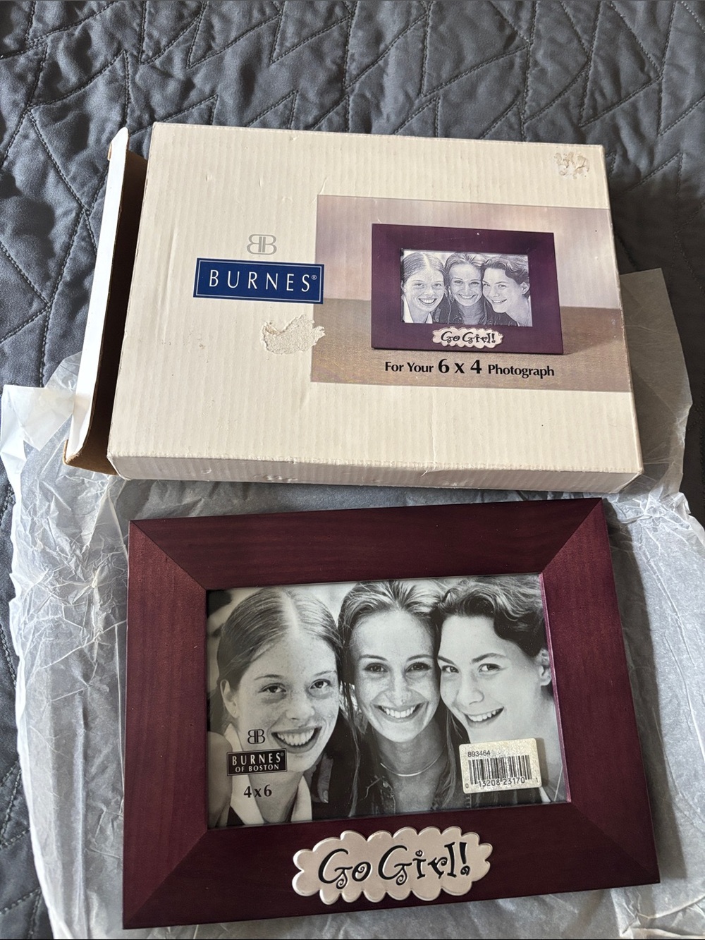 NWT Burnes Go Girl! 4x6 Picture Frame in Deep Mahogany vintage